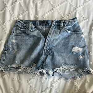 Abercrombie natural rise women’s short worn few times